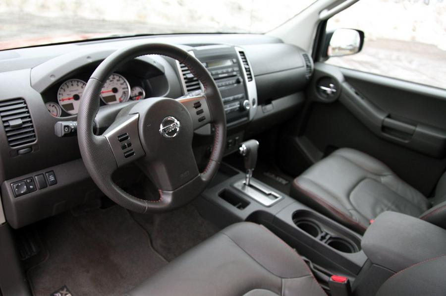  Nissan Xterra Pro-4X 2011 года  (фото 23 из 50)